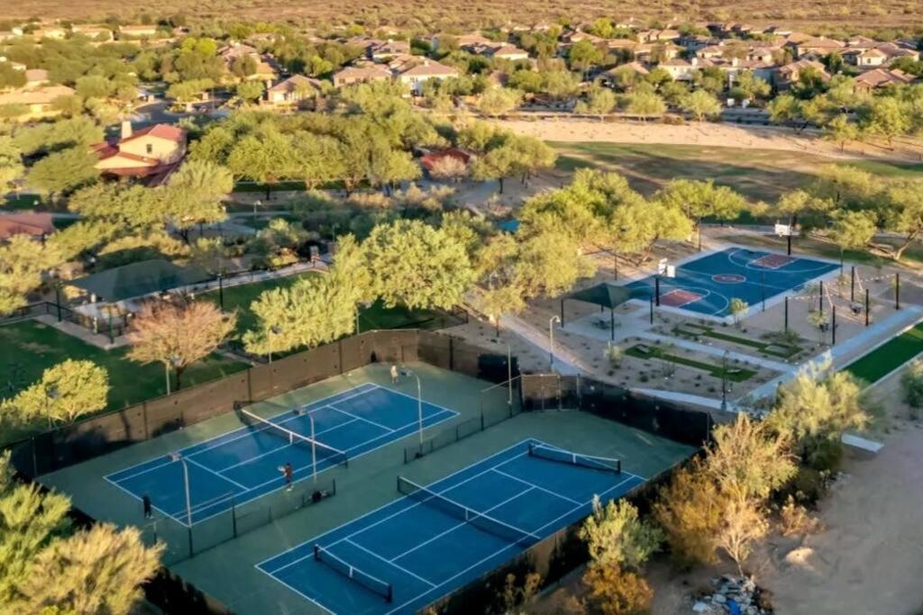 Phoenix Home With Heated Pool, Desert Views & Hot Tub Anthem Exterior photo